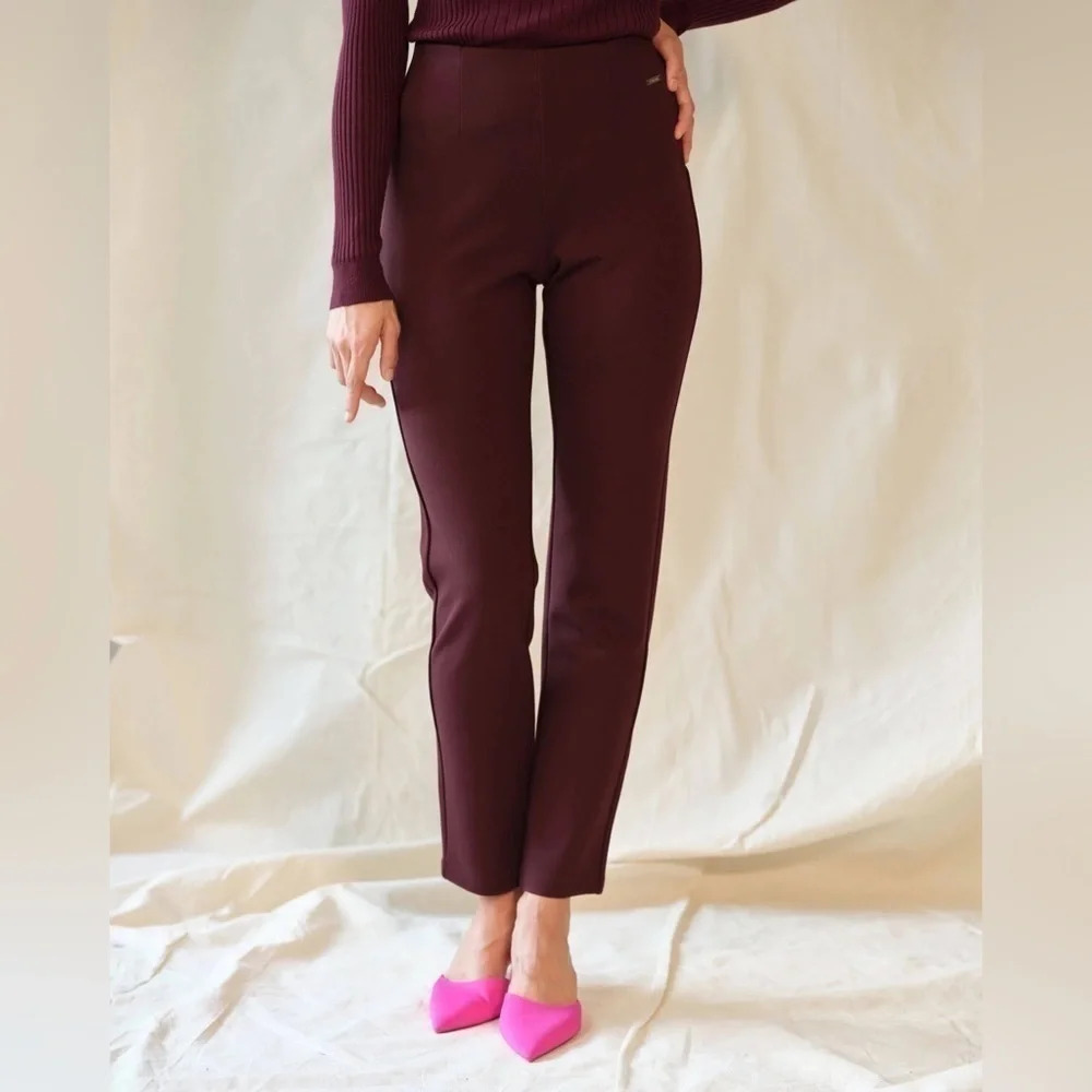 Tahari | Burgundy High Rise Pull-On Ponte Pant (S)